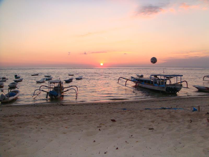 Hôtel Scooby Doo Beach Bungalow à Lembongan Extérieur photo